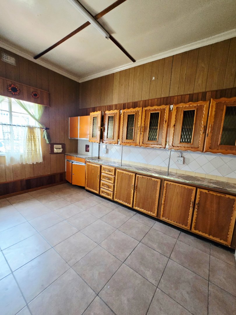 5 Bedroom Property for Sale in Elandia North West